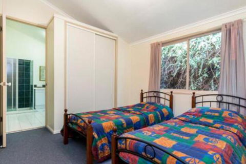 Amaroo House - Sunshine Coast Guide 4