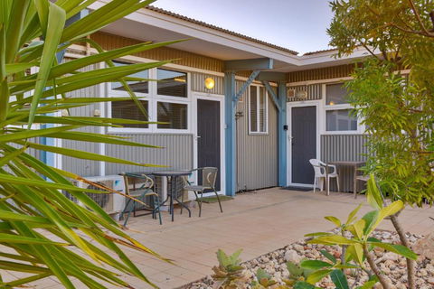 Getaway Villas Unit 38 5 1 Bedroom Self Contained Accommodation - Sunshine Coast Guide 5