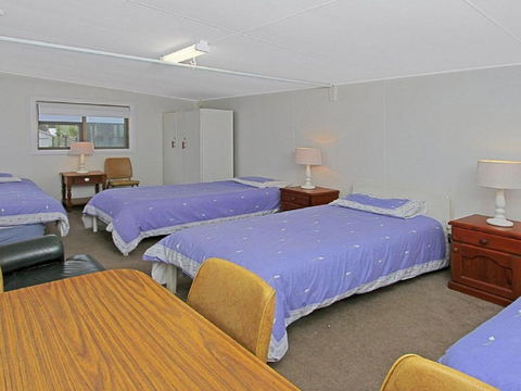 The Marlin A Gem Close To Rock Pools - Sunshine Coast Guide 1