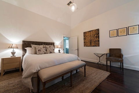 Jacobs Estate Cottage - Sunshine Coast Guide 6