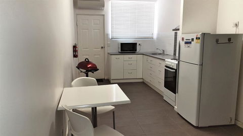 Getaway Villas Unit 38 6 1 Bedroom Self Contained Accommodation - Sunshine Coast Guide 6
