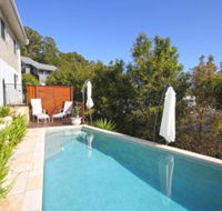 STUNNING HOME WITH SPECTACULAR VIEWS  CLOSE TO THE BEACH - Sunshine Coast Guide