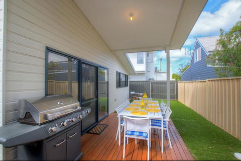 A Little Luxury In Town - Sunshine Coast Guide 2