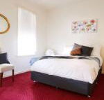 Grand Central Hotel - Sunshine Coast Guide