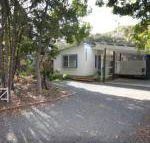 15 Belle Court Modern architect designed open plan holiday home with outdoor shower - Sunshine Coast Guide