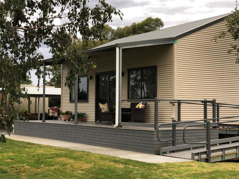 Appleyard BnB - Sunshine Coast Guide 1