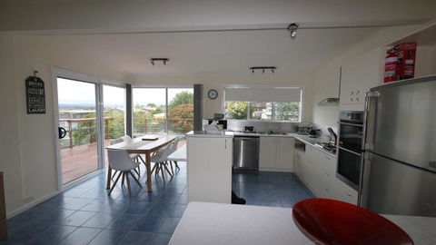 Position On Alexander - Sunshine Coast Guide 2