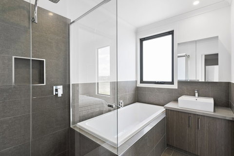 The Fairway Club Torquay - Sunshine Coast Guide 6