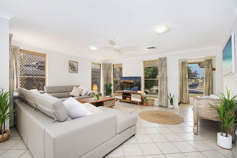 Kailani Beach House - Sunshine Coast Guide 0