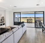 Tee Two on Troon 21 / 30 Troon Drive - Sunshine Coast Guide