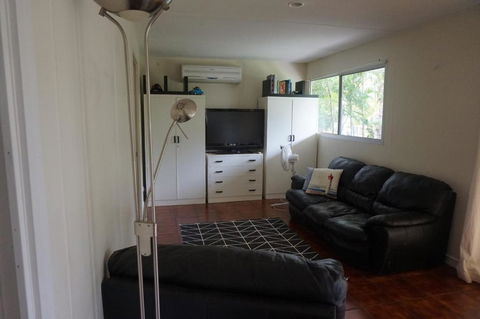 27 Carlo Road Rainbow Beach Affordable Family Beach House - Sunshine Coast Guide 3
