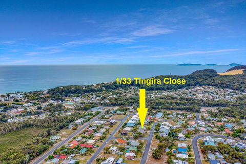 1 33 Tingira Close Rainbow Beach Gorgeous Ocean Views Swimming Pool Air Conditioning - Sunshine Coast Guide 6