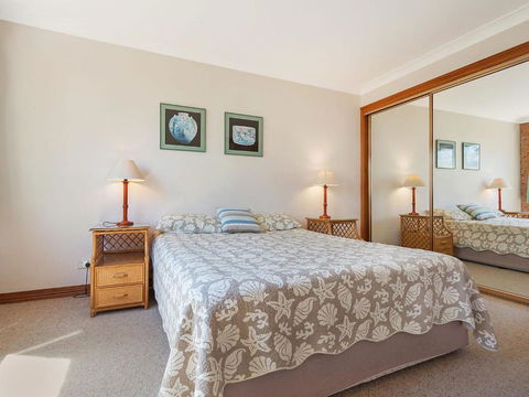 Grand Pacific 1 Unit 1 - Sunshine Coast Guide 3