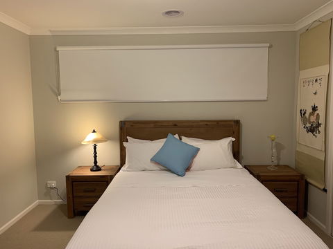 Apple House Truganina - Sunshine Coast Guide 5