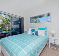 Suibhne modern unit opposite river - Sunshine Coast Guide