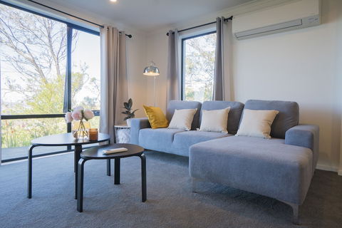 Amazing Sea Views Luxury Guest House - Sunshine Coast Guide 6