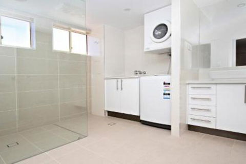 Alinga Unit 4 Amazing Ocean Views - Sunshine Coast Guide 7