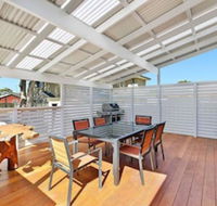 Blue Summer House - Sunshine Coast Guide