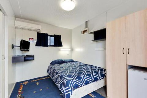 Country Budget - Sunshine Coast Guide 4
