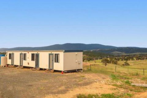 Country Budget - Sunshine Coast Guide 7