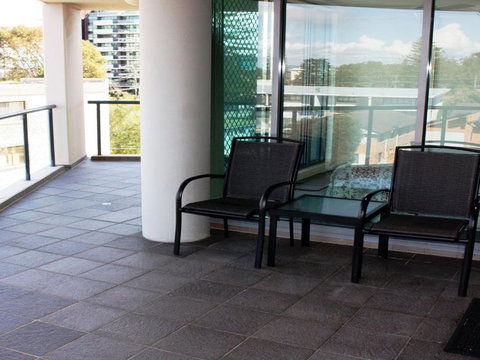 Twin Pines 401 CBD Location - Sunshine Coast Guide 2