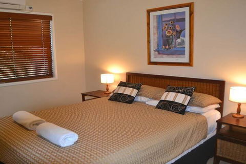 Elsinor Townhouse 7 Mulwala - Sunshine Coast Guide 3