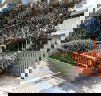 Family Fun 3 Specious Bedroom Apartment In Epping