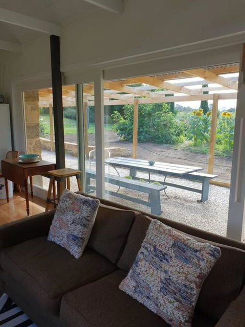 Rosendale Stables - Sunshine Coast Guide 5