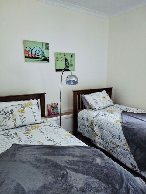 Wanderlust Cottage - Sunshine Coast Guide 3