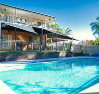 Magnificent Lakeview House Long Jetty - Sunshine Coast Guide