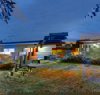 Castaway Cottage - Essentially Tas - Sunshine Coast Guide