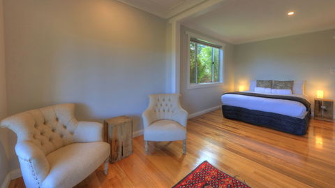 Castaway Cottage - Essentially Tas - Sunshine Coast Guide 6