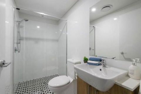 G149 Apt 2 - Sunshine Coast Guide 4