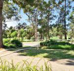 GOLF 39 MOLLYMOOK BEACH - Sunshine Coast Guide