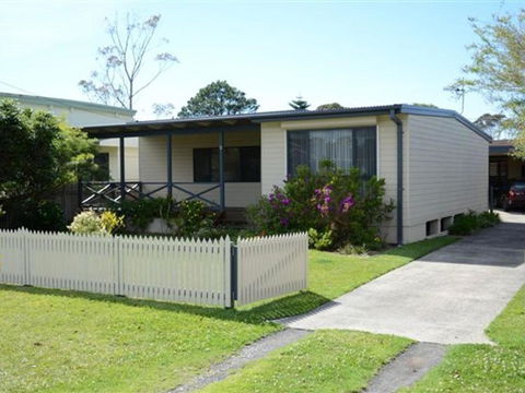 Rackham 12 - Sunshine Coast Guide 6
