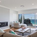Salt & Light Mollymook - Sunshine Coast Guide 1