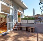 Fantastic Position Pet Friendly - Sunshine Coast Guide