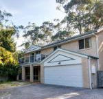 Four Bedroom Quality Townhouse - Sunshine Coast Guide