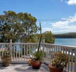 Perfect Seclusion Top Level Only - Sunshine Coast Guide
