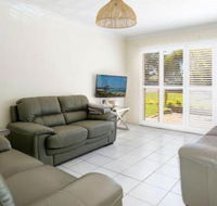 Serendipity Townhouse - Sunshine Coast Guide