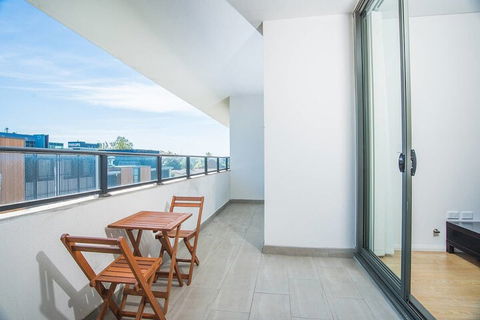 Stylish And Minimalism Apartment In North Ryde - Sunshine Coast Guide 3