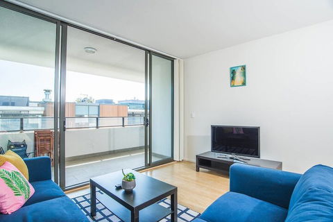 Stylish And Minimalism Apartment In North Ryde - Sunshine Coast Guide 6