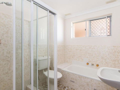 Albert Court 8 - Sunshine Coast Guide 1