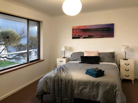 The Castle - Sunshine Coast Guide 2