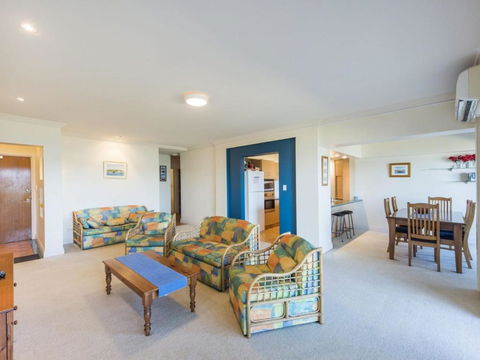 Riverview Apartments 1.3 - Sunshine Coast Guide 6