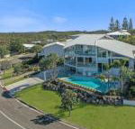 Beachside luxury Sunrise Beach - Sunshine Coast Guide