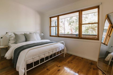 DOVESTONES By THE SEA INVERLOCH - Sunshine Coast Guide 3