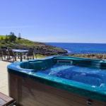 Aqua Views Over Jones Beach - Sunshine Coast Guide 0