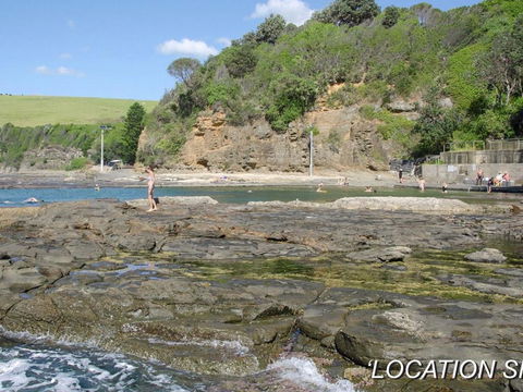 Armstrong Ridge Affordable Beach Oasis - Sunshine Coast Guide 5
