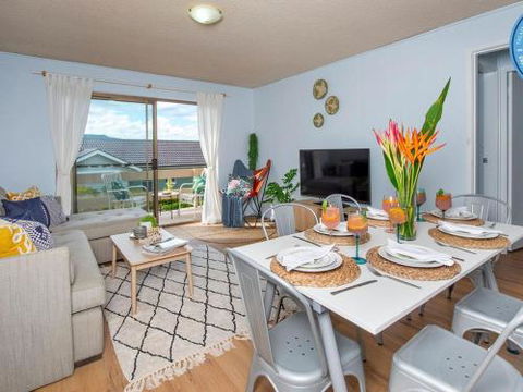 Armstrong Ridge Affordable Beach Oasis - Sunshine Coast Guide 4